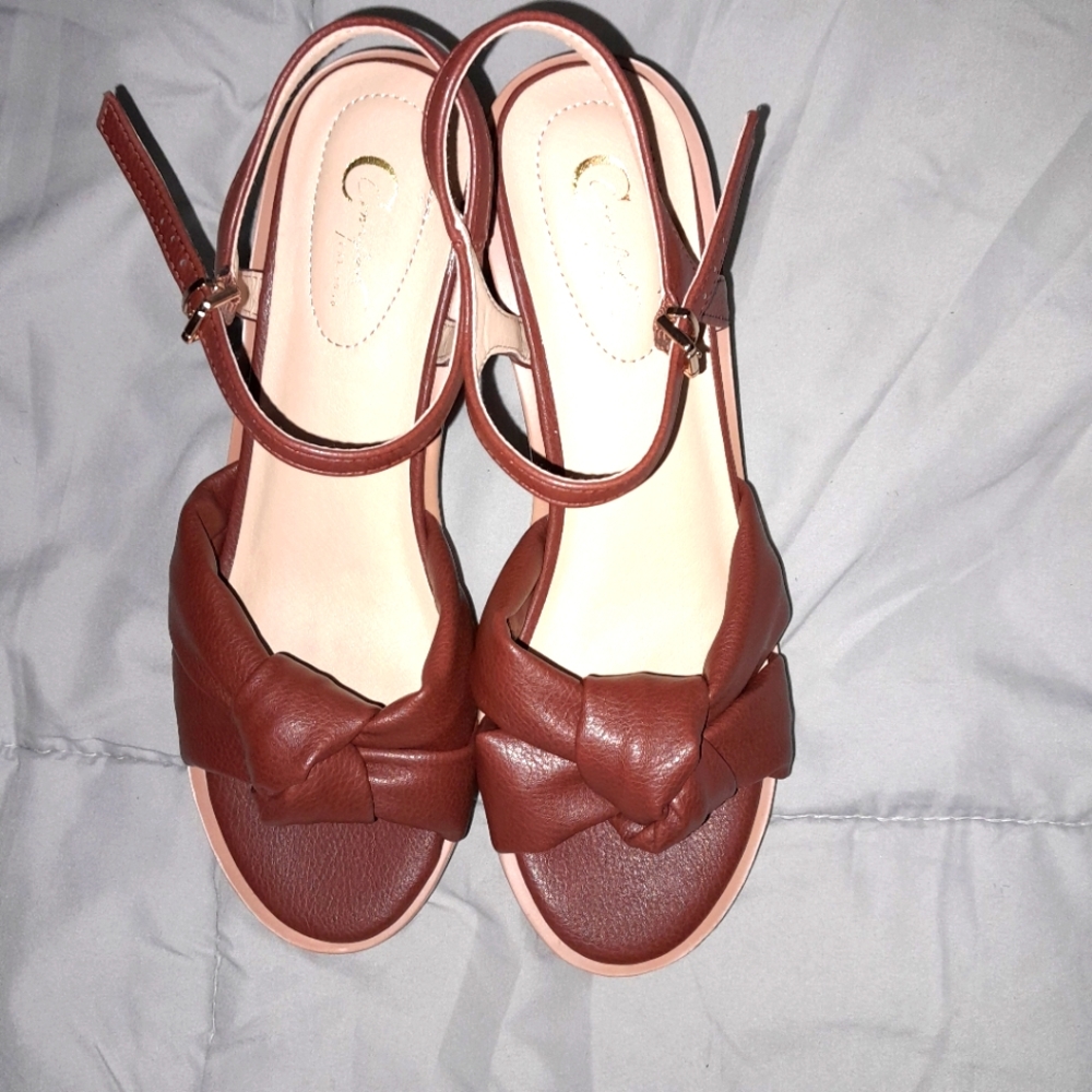 Women's Leather Wedge  Scrappy Sandals